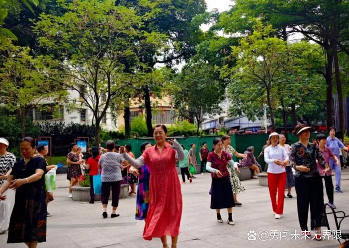 当小区广场舞队进军元宇宙(小区 跳广场舞)